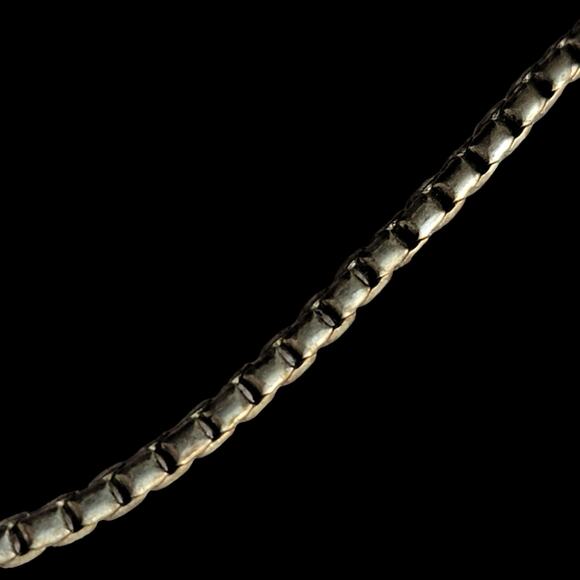 Monet Seahorse Necklace‎ Silver-tone Rhinestone Pendant 17.5" Beachy Statement - Picture 4 of 8